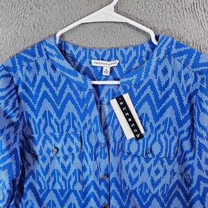 NEW Notations Top Women Medium Aztec Geometric‎ Print Roll Tab Blue White